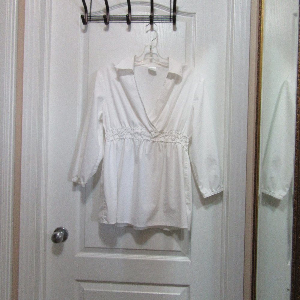 Ladies 5 for $20.00  Large Maternity Blouse off white Motherhood Maternity